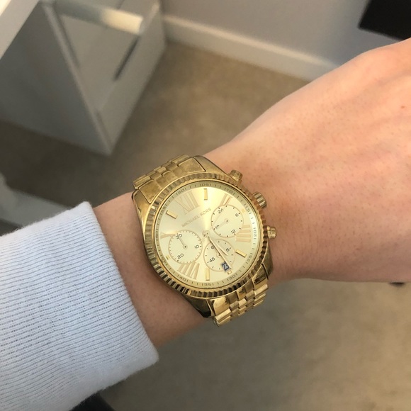 Michael Kors Lexington Gold Watch - Picture 5 of 6